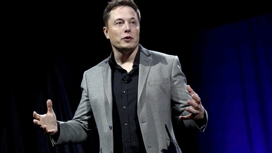 107063491-16529089492022-05-18t210710z_1773411046_rc2w9u9z7ee9_rtrmadp_0_tesla-musk