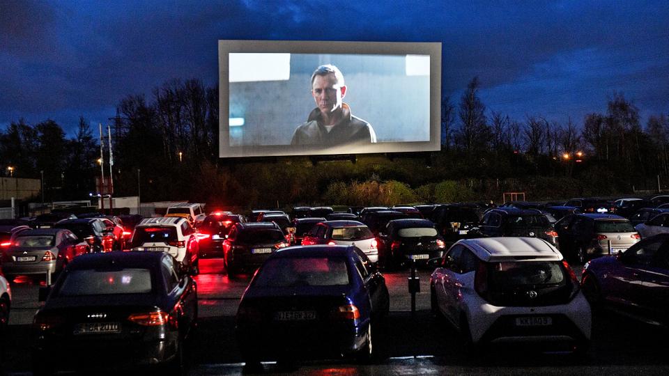 drive-in-cinema-example-001-5f1127460f3a6