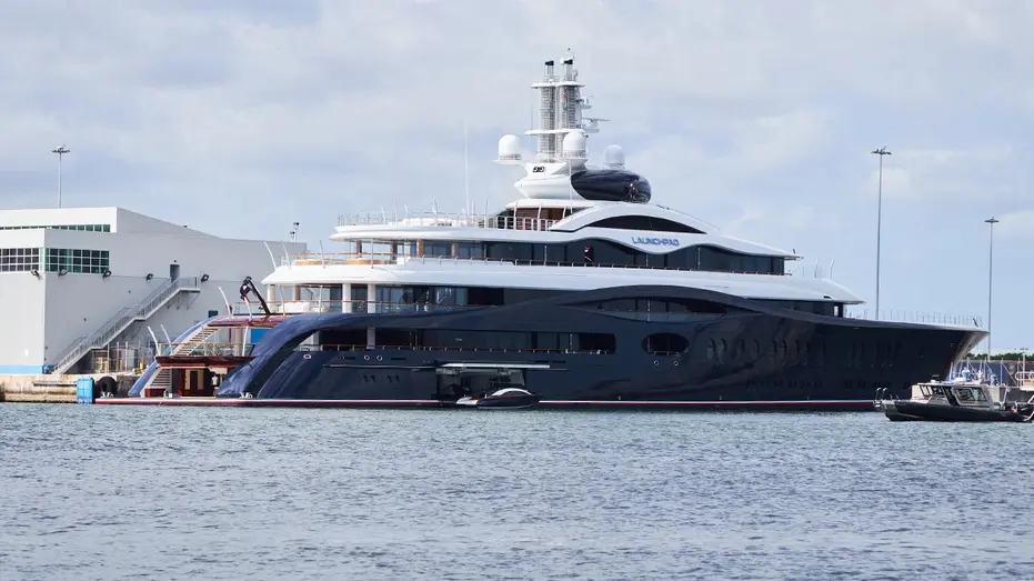 Mark_Zuckerberg_Megayacht copy