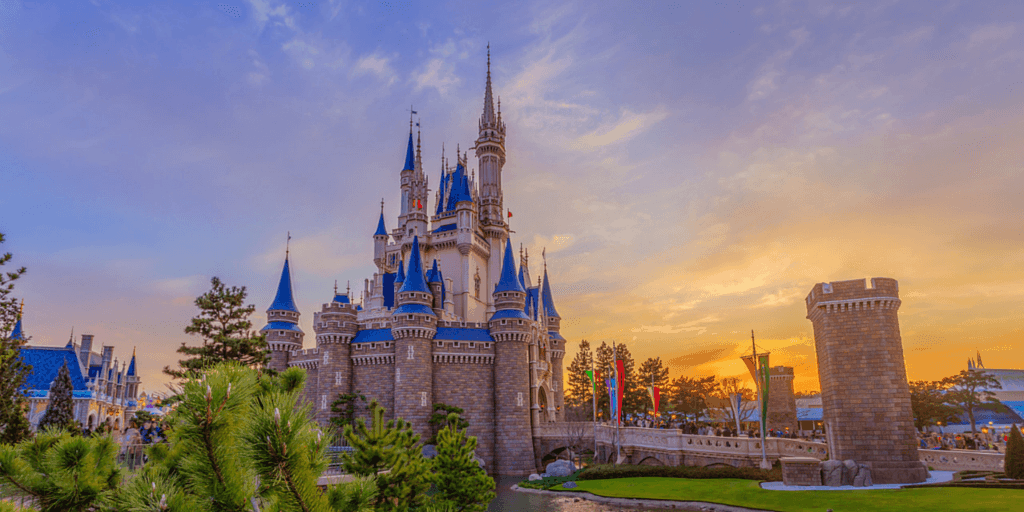 tokyo-disneyland-castle-1024x512